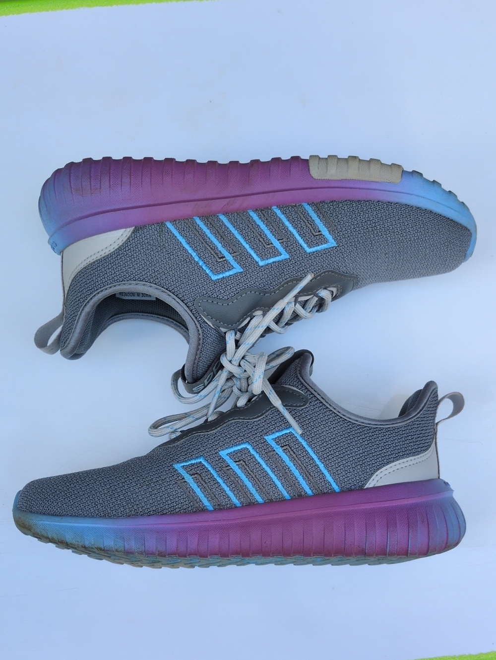 Adidas Kaptir Flow 2.0 Shoes Sneakers Girls size 3 - Picture 2 of 9